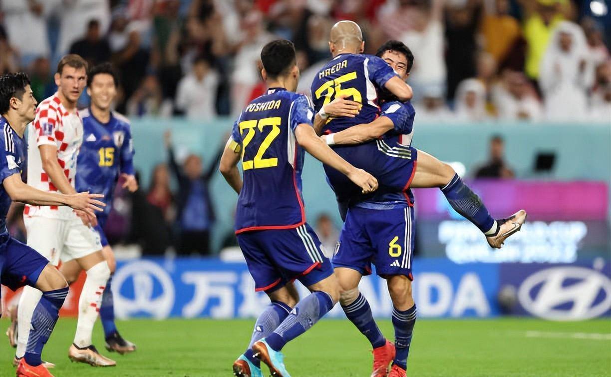 克罗地亚鏖战美国，德容统治全场的简单介绍