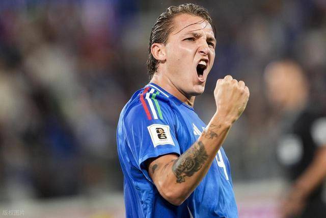 米兰-韩国羽毛球队碾压法国羽毛球队,陶菲克三分雨点燃全场