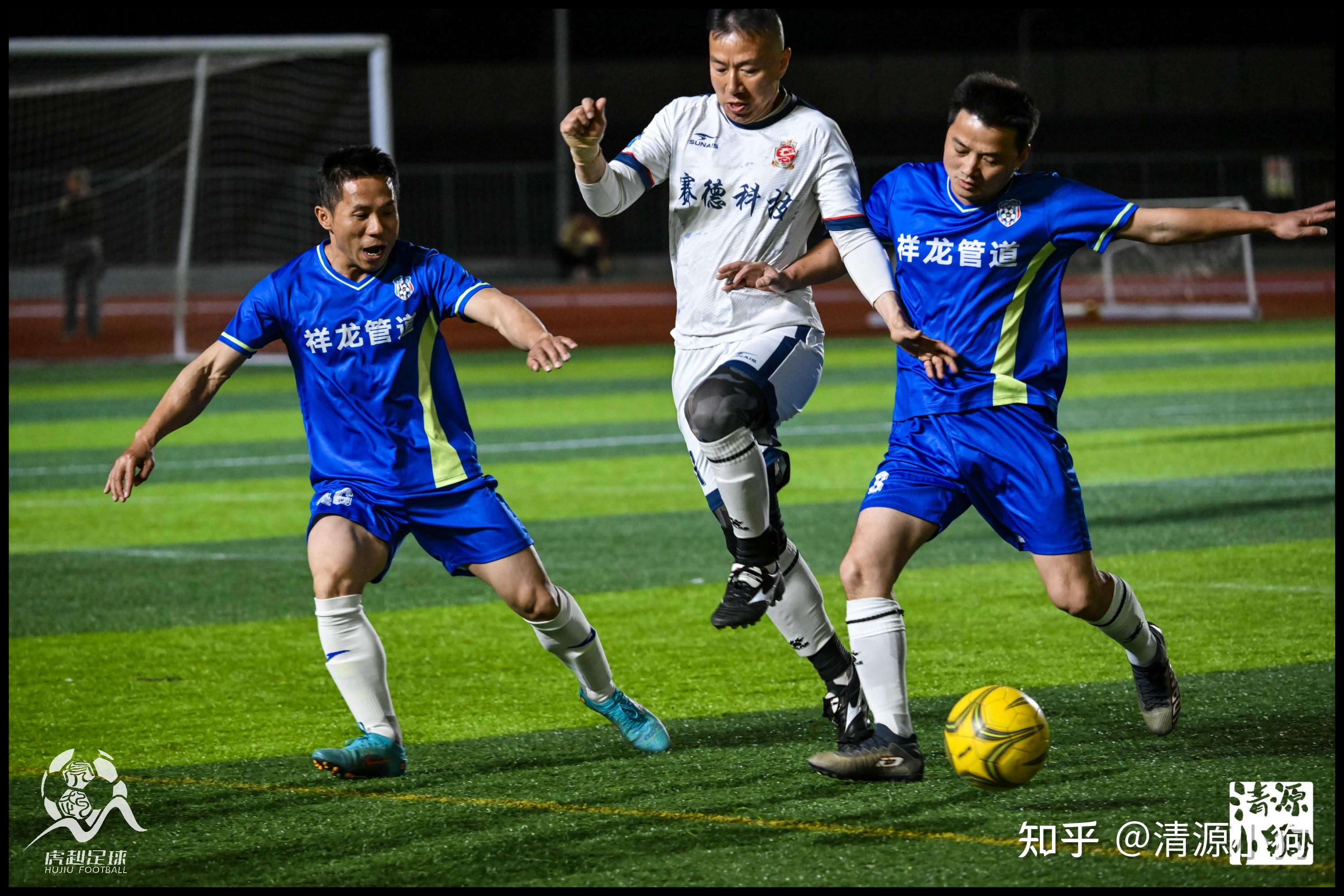 ac米兰体育官网-包含国内足球运动员壮举引领比赛节奏的词条