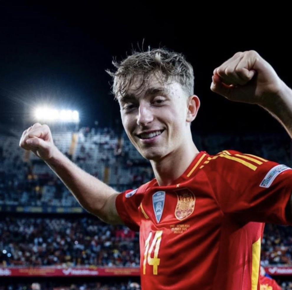 米兰体育网页版-伯恩茅斯轻松取胜,挺进欧冠16强的简单介绍