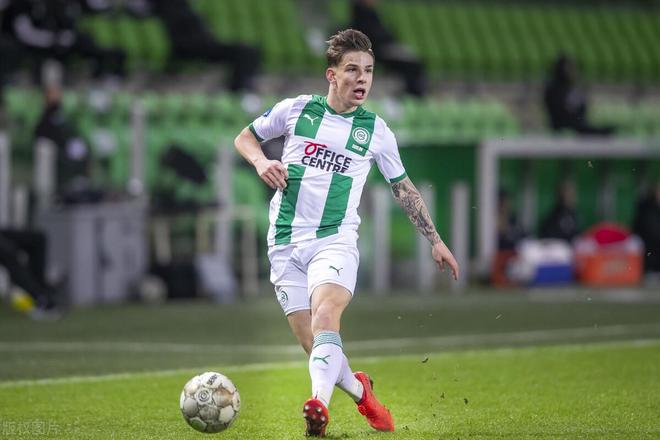 欧预赛：斯洛伐克险胜爱尔兰