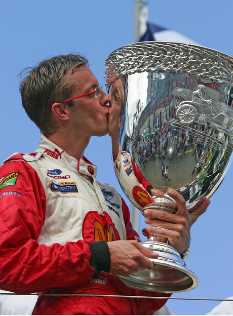 米兰真人-法拉利轻取红牛车队，诺里斯状态火热的简单介绍