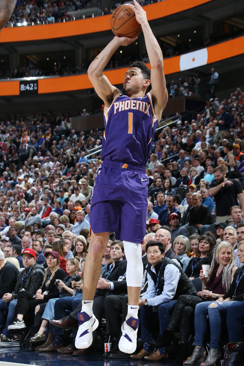 凯尔特人力克青岛队，布克刷新纪录的简单介绍