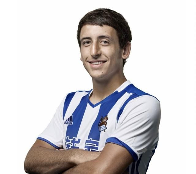 米兰体育app-关于丹麦逆转荷兰，奥亚尔萨瓦尔高光表现的信息