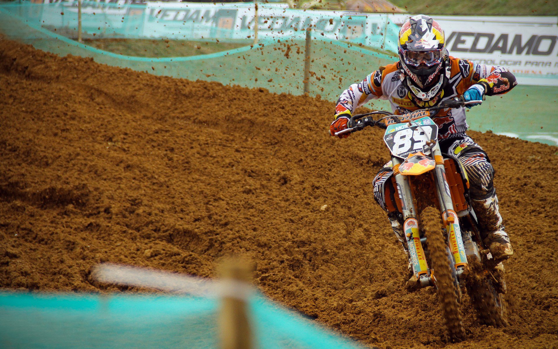 米兰体育官网-芝加哥的孤星，德罗赞抢七夜的不朽诗篇